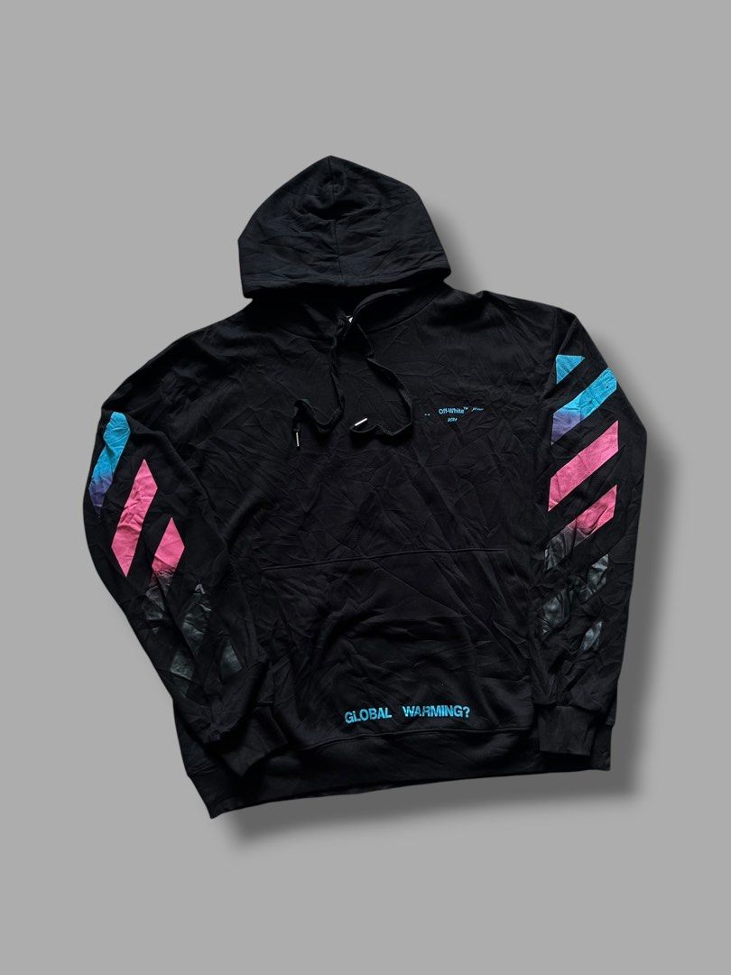 Off-White Diagonal Gradient Arrow Hoodie (Category: Coats, Jackets and Outerwear) located in Cebu City. Submitted by dip.thrift (Listing ID 1468537945, Image 2). Description: ▫️Official Tag ▫️L-XL (26x29) ▫️Issue: None ▫️Color Rate: 10/10 ▫️Condition: 10/10 .