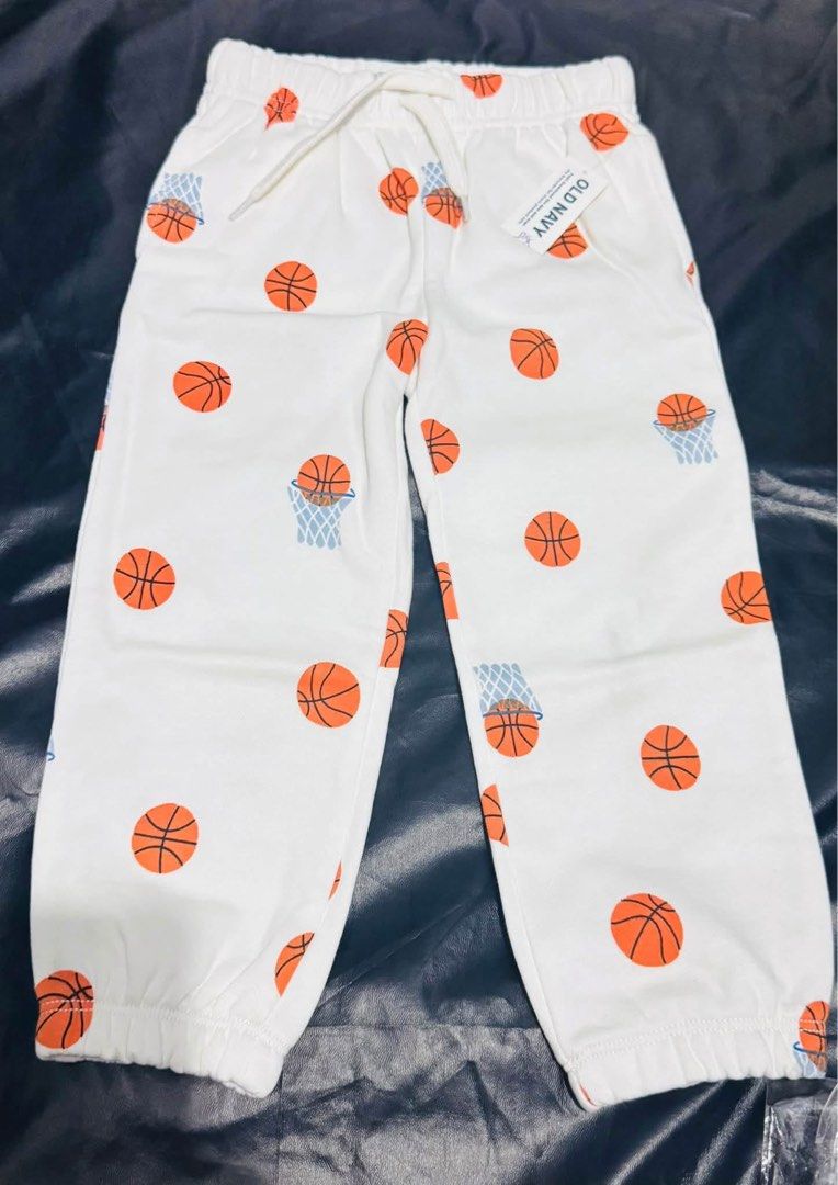 Old navy 3T jogger (Category: Babies & Kids Fashion) located in Tarlac. Submitted by kai.0621 (Listing ID 1468625938, Image 1). Description: .