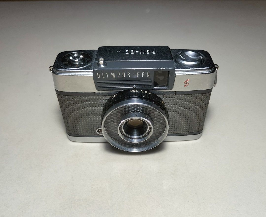 Olympus Pen-EES Half Frame Film Camera (Category: Announcements) located in Paranaque City. Submitted by zenfalcon.e8286d (Listing ID 1468673863, Image 1). Description: Ready to use... -Good working condition -Clad recently -Working light meter -Clean lens and VF -Exposure:Auto/Manual-flash -Uses Zone focus -All functions are working -Comes with wrist strap Minimal sign of use ....