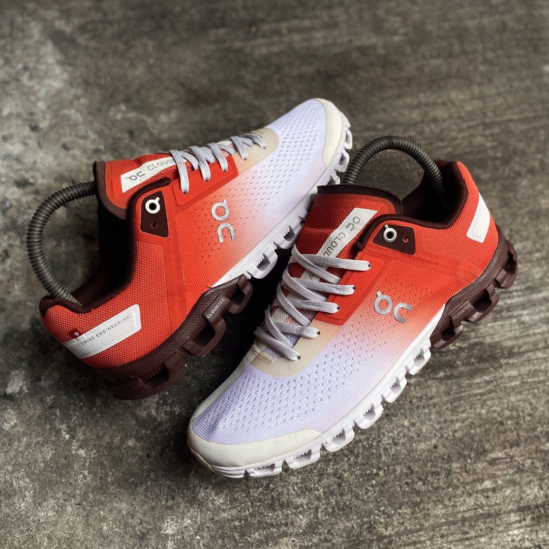On CloudFlow (Category: Sneakers) located in Manila. Submitted by toasty.soles (Listing ID 1468588241, Image 2). Description: ON CLOUDFLOW “RUST” Size 7us WOMENS/24cm USED IN EXCLLENT CONDITION Legit x Original 💯 2499Php Only‼️ PRELOVED PAIRS | MANAGE YOUR EXPECTATIONS PRELOVED PAIRS MAY HAVE MINOR FLAWS Mode of payment: Gcash / Cash / Maribank Courier: Jrs Express | Lalamove Lalamove available within Ncr only 📍SAN ANDRES MANILA Dm to purchase�
