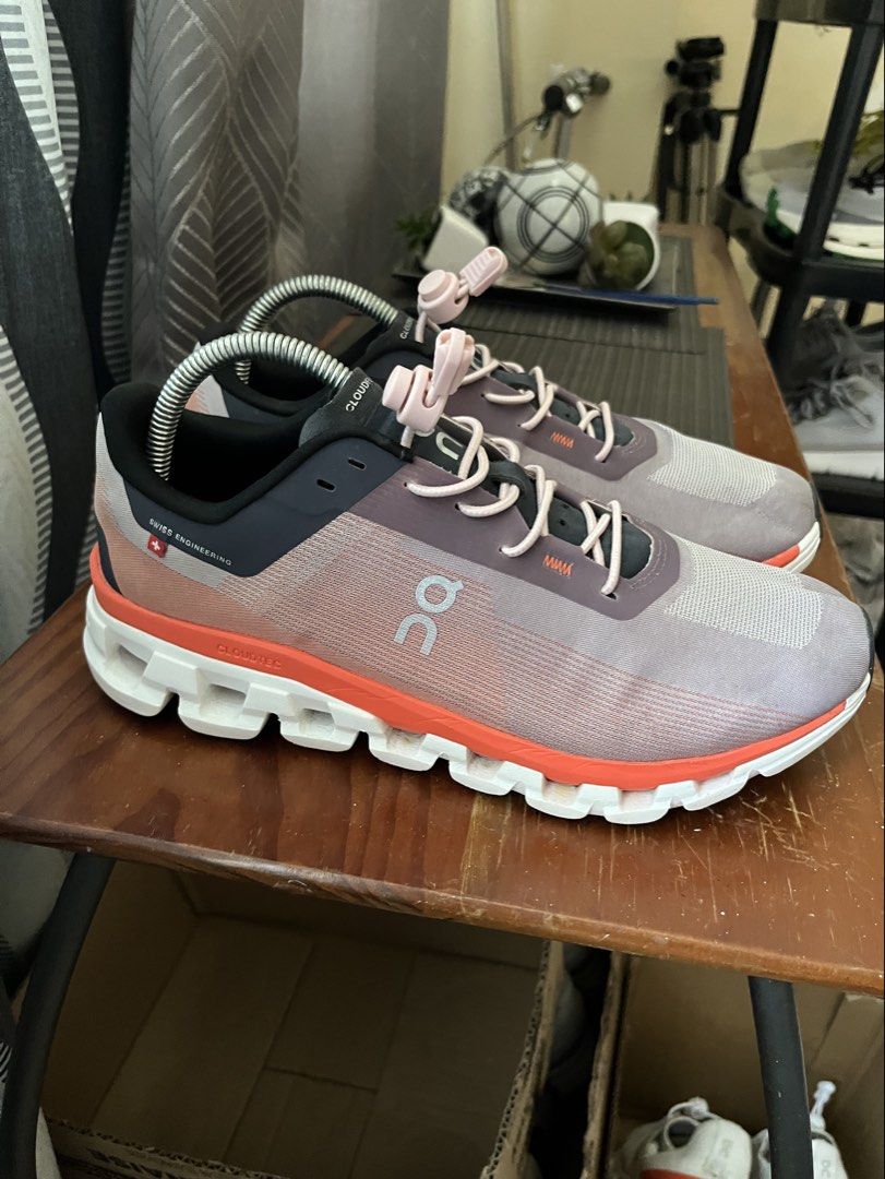 On Cloudflow 4 Quartz flame (Category: Sneakers) located in Las Pinas. Submitted by deepsouthe (Listing ID 1468517934, Image 1). Description: On Cloudflow 4 Quartz flame W10, M8-8.5, 26-26.5cm Excellent condition Rfs: too small for me,im M9.5 Legit pair Php4,999 plus sf Las Pinas area.