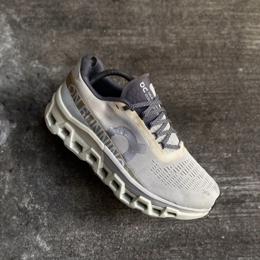 On CloudMonster 2 (Category: Sneakers) located in Manila. Submitted by toasty.soles (Listing ID 1468586751, Image 1). Description: ON CLOUDMONSTER “CREAM ICE” Size 9.5us MENS/27.5cm USED IN EXCLLENT CONDITION *minimal sockliner* Legit x Original 💯 2499Php Only‼️ PRELOVED PAIRS | MANAGE YOUR EXPECTATIONS PRELOVED PAIRS MAY HAVE MINOR FLAWS Mode of payment: Gcash / Cash / Maribank Courier: Jrs Express | Lalamove Lalamove available within Ncr only 
