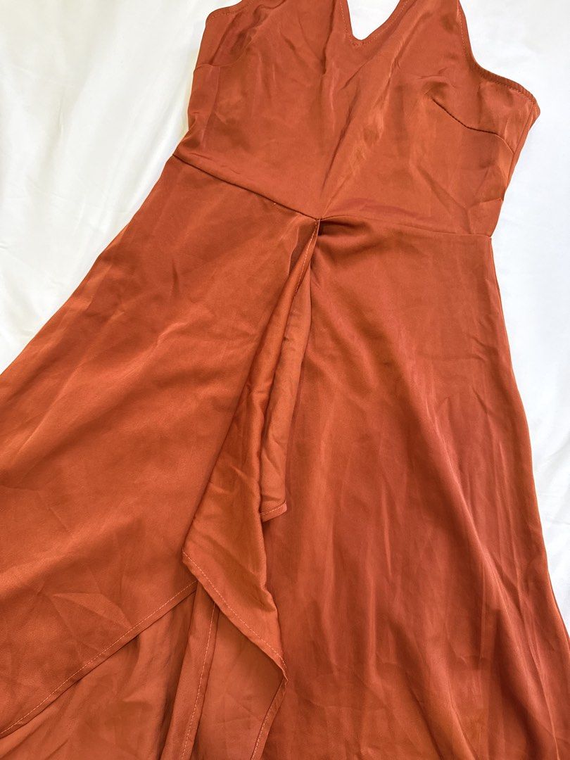 ORANGE HALTER DRESS (Category: Dresses) located in General Trias. Submitted by fellasunshine (Listing ID 1468649928, Image 2). Description: - rfs decluttering - no flaws - personal item.