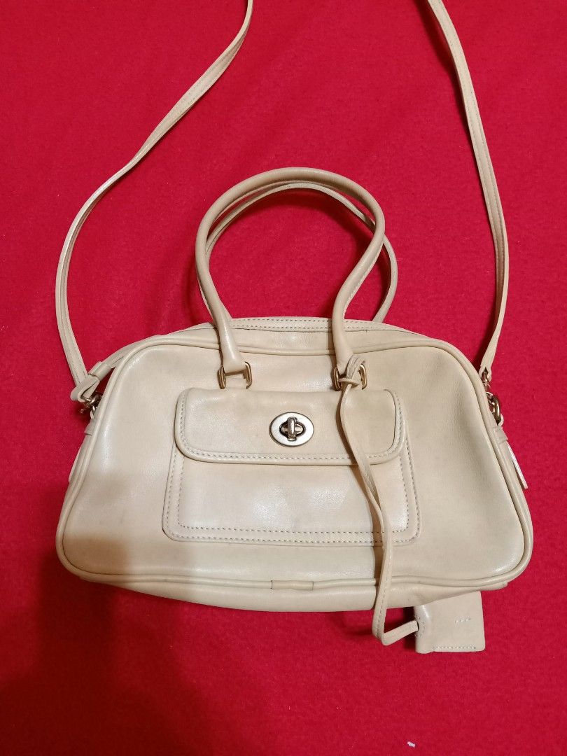 Original coach vintage small leather 2way bag (Category: Cross-body Bags) located in Binmaley. Submitted by fashionluxury058 (Listing ID 1468659663, Image 2). Description: original coach vintage small leather 2way bag in very good condition size: small genuine leather color yellow.