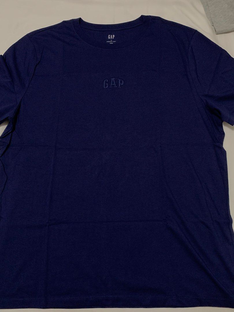 Original GAP Shirt (Navy Blue) (Category: Tshirts & Polo Shirts ) located in Quezon City. Submitted by arbyyy (Listing ID 1468594204, Image 1). Description: .