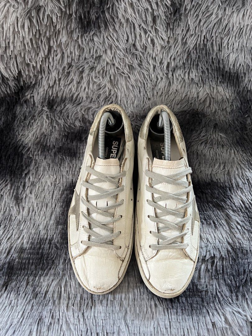 Original ggdb 37 (Category: Sneakers) located in Quezon City. Submitted by snoooow (Listing ID 1468690714, Image 2). Description: Original ggdb sneakers Size 37 euro womens Used with ggdb dustbag.