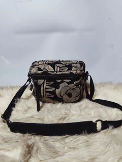 (Category: ) located in . Submitted by secondhand.shop.ph (Listing ID 1468533984, Image 1). Description: .