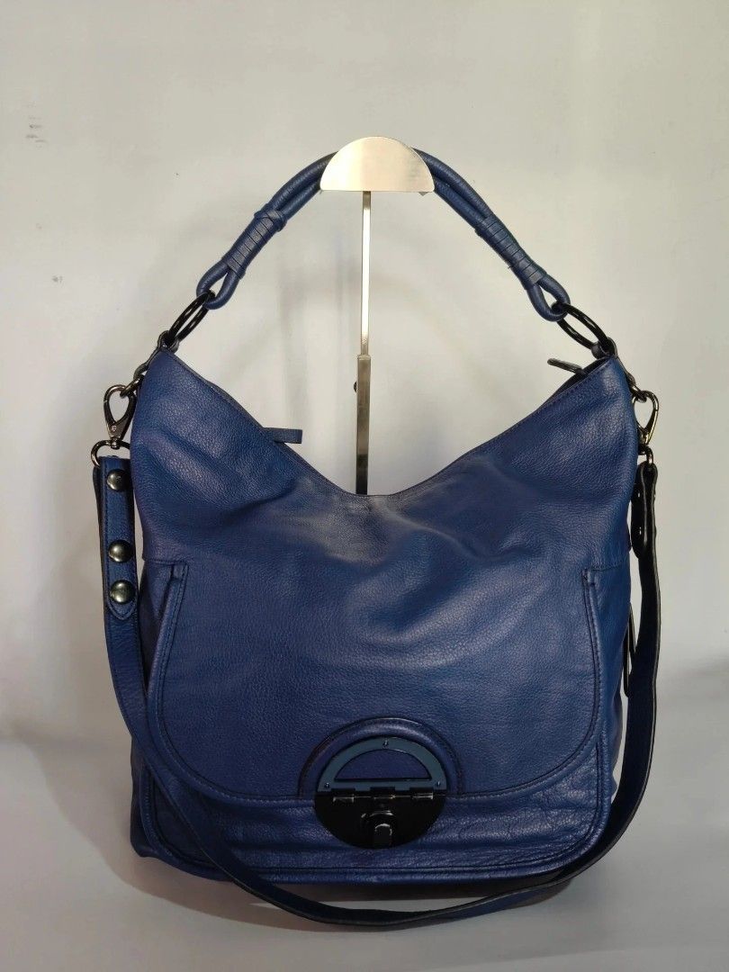 Original MIMCO (Category: Shoulder Bags) located in Cabuyao City. Submitted by secondhand.shop.ph (Listing ID 1468539259, Image 1). Description: Sale❗️Sale❗️Sale❗️ ₱ 1,680 M I M C O Navy Blue Medium Pure genuine leather 📌First to pay!.