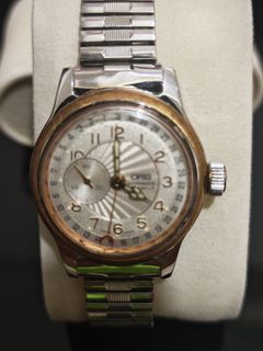 （分類：）位於 。 由 fredchau50 提交（商品編號 1468708028，圖片 1）。簡介： 。