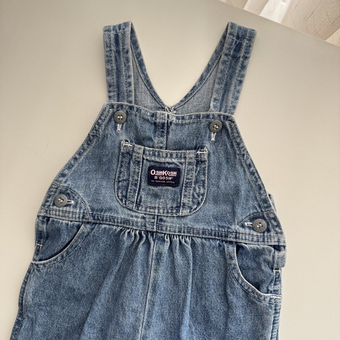 Oshkosh Overall Shorts (Category: Babies & Kids Fashion) located in Pasay City. Submitted by littlebebekidsstuff (Listing ID 1468521645, Image 2). Description: Size: 3-6m on tag, but runs big, I think can fit 6-12m.