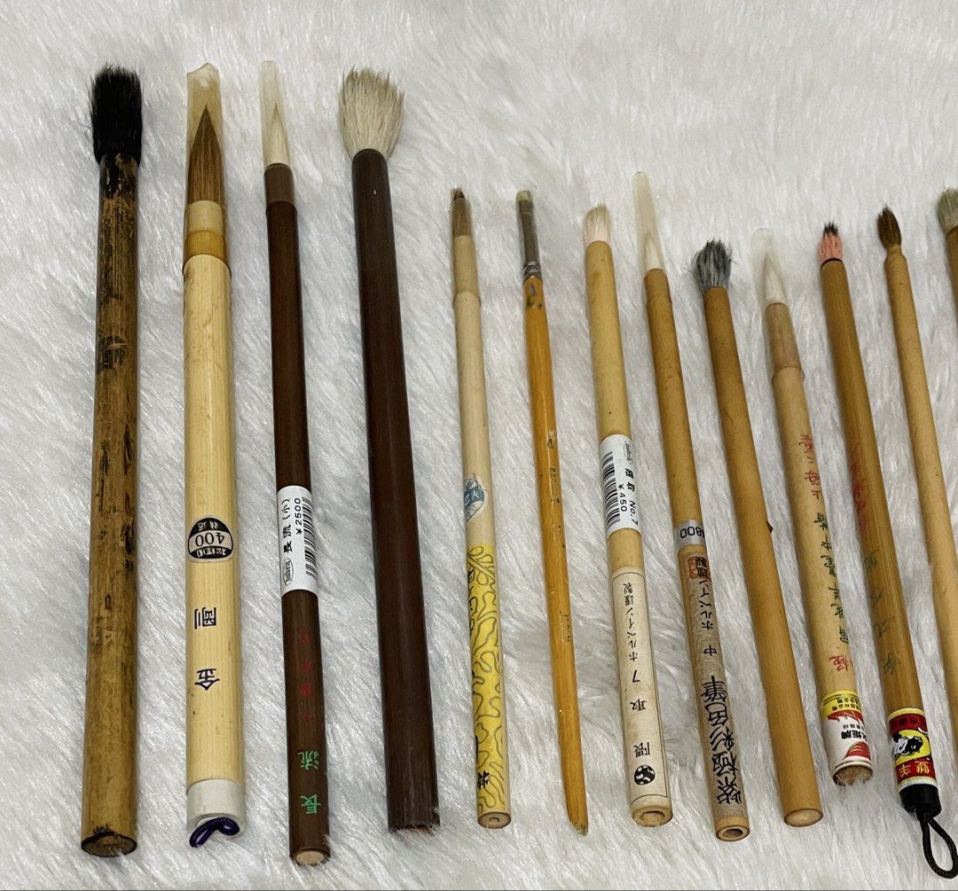 Paint brushes bundle 3 (Category: Craft Supplies & Tools) located in Quezon City. Submitted by sissymissy1527 (Listing ID 1468639258, Image 3). Description: Sold as bundle only.