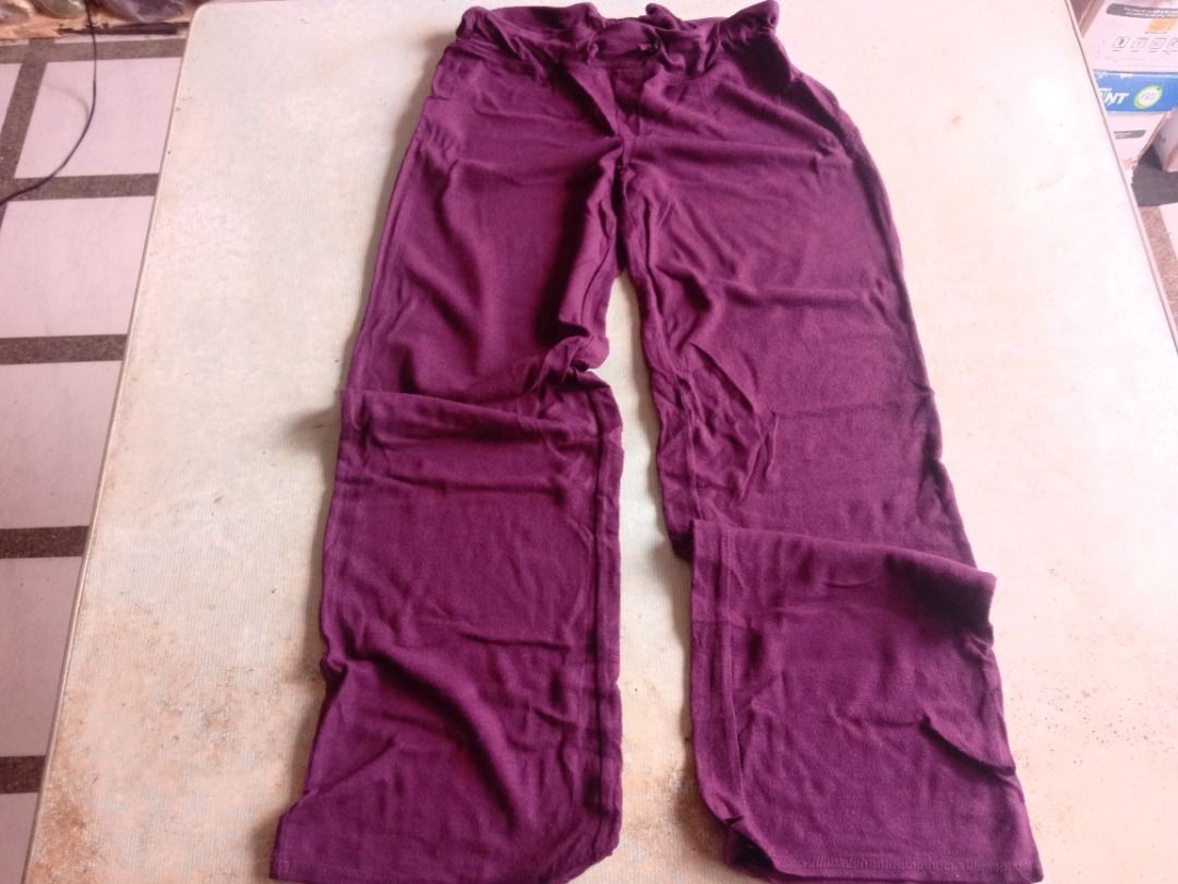 Pajama US BNEW (Category: Undergarments & Loungewear) located in Los Banos. Submitted by mania-62906 (Listing ID 1468550414, Image 1). Description: Bnew no tags bought in a dept. store selling US surplus. US small. Color raisin.