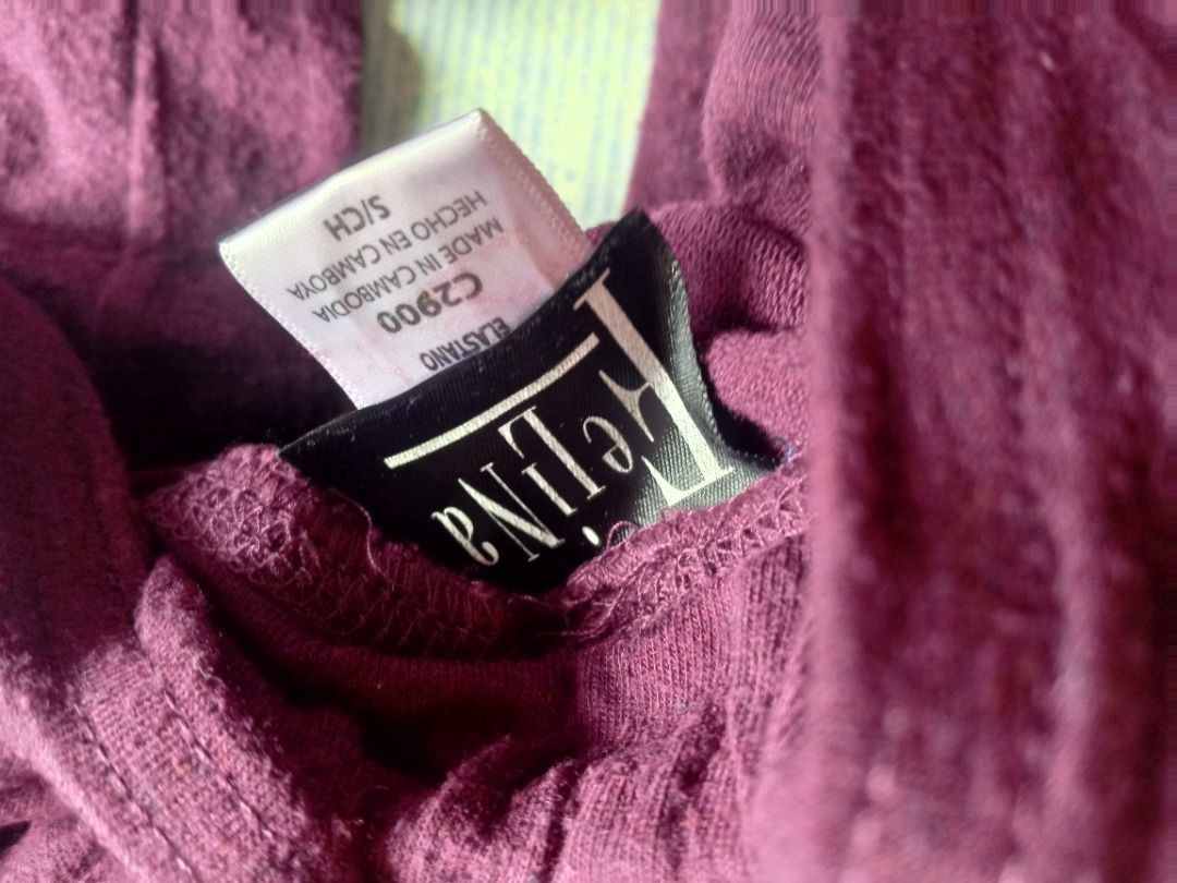 Pajama US BNEW (Category: Undergarments & Loungewear) located in Los Banos. Submitted by mania-62906 (Listing ID 1468550414, Image 3). Description: Bnew no tags bought in a dept. store selling US surplus. US small. Color raisin.