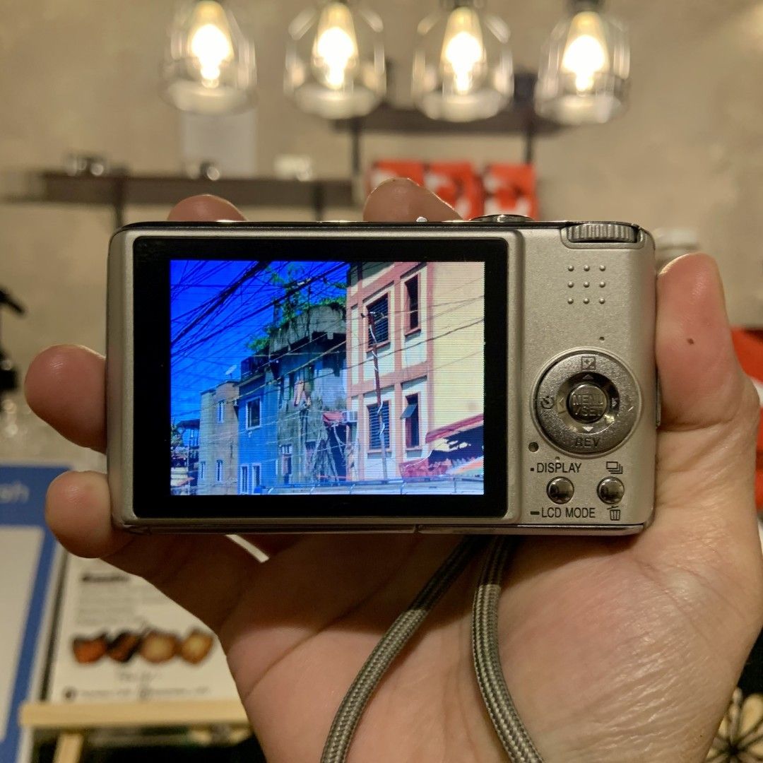 PANASONIC LUMIX DMC-FX01 🪩 (Category: Cameras) located in Quezon City. Submitted by digicaem.rm (Listing ID 1468681075, Image 2). Description: 𐙚˚ PANASONIC LUMIX DMC-FX01 ‧🪩₊˚ ˙✧˖📷˚༘ ₱4,499 {FIXED} Quick Specs ₊˚⊹♡ ❀˚ 6 MP, CCD sensor ❀˚ 3.6x optical zoom ❀˚ 2.5” LCD Screen ❀˚ Auto Mode, Scene Modes, ❀˚ 848x480p Video Recording ⭑ NO FUNCTIONAL ISSUES .ᐟ .𖥔 ݁ ˖ can take photos & vids, flash, zoom, and all buttons are working ^^ .𖥔 ݁ ˖ body c