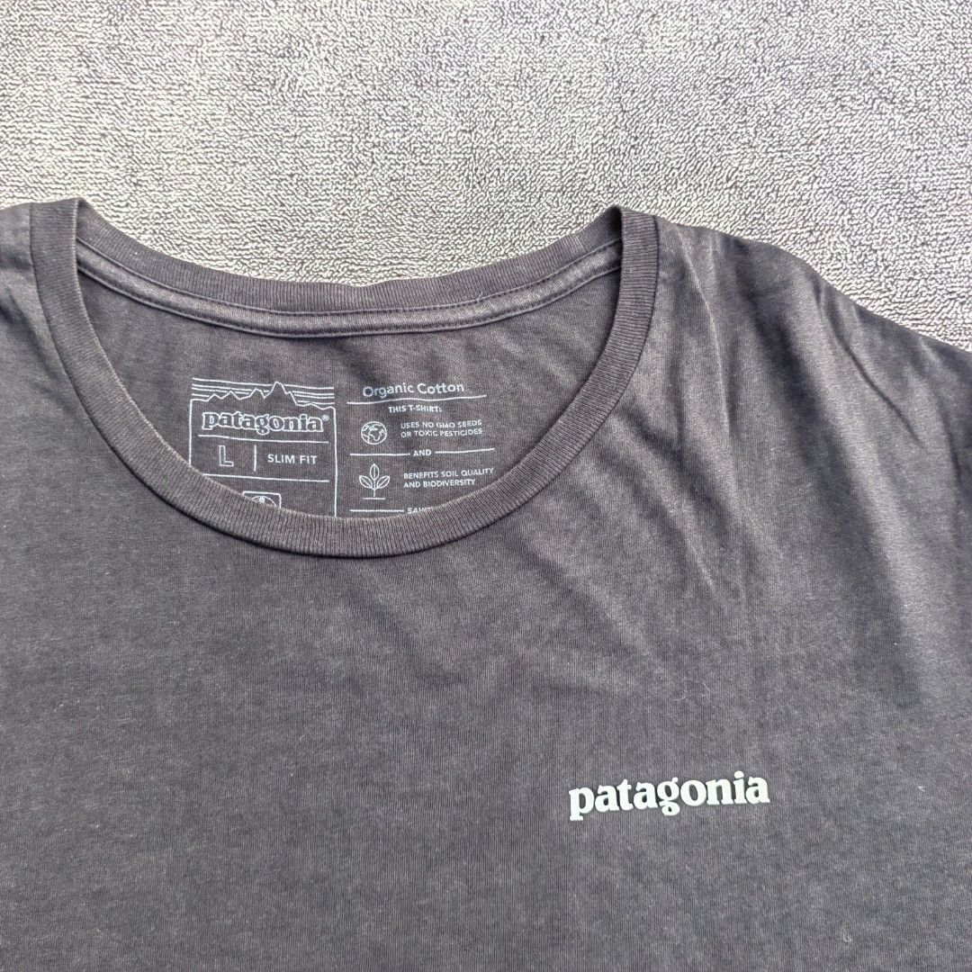 PATAGONIA Black P-6 ResponsibiliTee (Category: Tshirts & Polo Shirts ) located in Barotac Nuevo. Submitted by yorcollections (Listing ID 1468500141, Image 3). Description: PATAGONIA Black P-6 ResponsibiliTee Size L on tag Big Size Length 32" Width 23" 200php + sf.