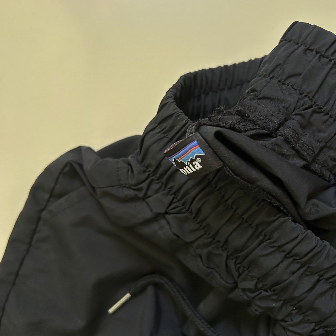 Patagonia Nylon Shorts (Category: Shorts) located in Cebu City. Submitted by jeen.yuhs (Listing ID 1468549553, Image 3). Description: Patagonia Tags (See pics) W/ metal aglets Size Large Can fit up to 32-33 max when stretched 17 Length .