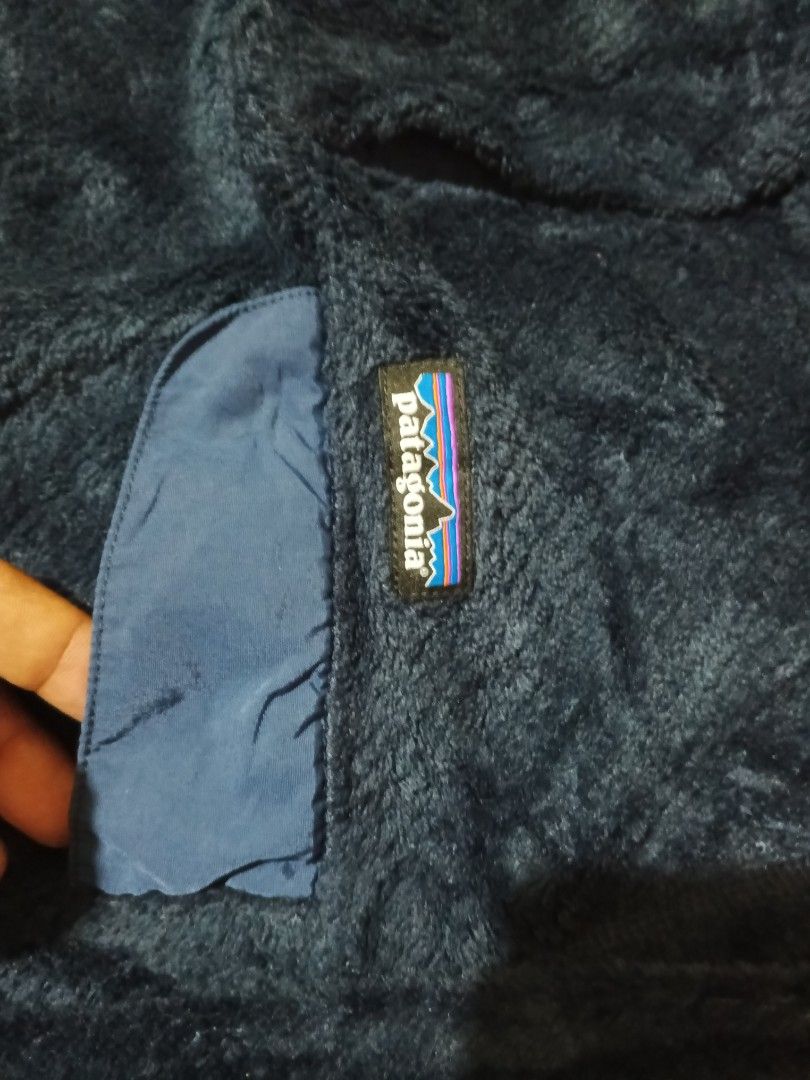 Patagonia re-tool snap polartec tfleece jacket (Category: Coats, Jackets and Outerwear) located in Isabel. Submitted by nieljun112187 (Listing ID 1468514538, Image 3). Description: Patagonia tfleece polartec jacket width 23 length 27 colorate 9 no issue.