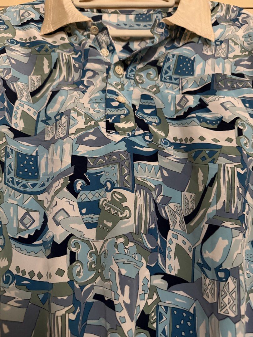Pattern polo top (Category: Shirts) located in Quezon City. Submitted by sufjanxcx (Listing ID 1468685197, Image 3). Description: S-L.