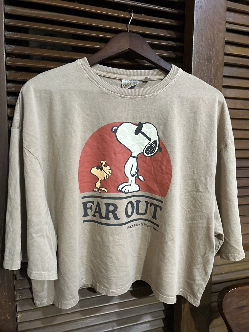 Peanuts crop tee (Category: Shirts) located in Las Pinas. Submitted by kukayskabinet (Listing ID 1468542093, Image 2). Description: 📌last price posted 📌no haggling, (TAWAD ) items are already on sale 📌 items posted are either brand new or pre-loved 📌 manage your expectations and buy at your own risk. .