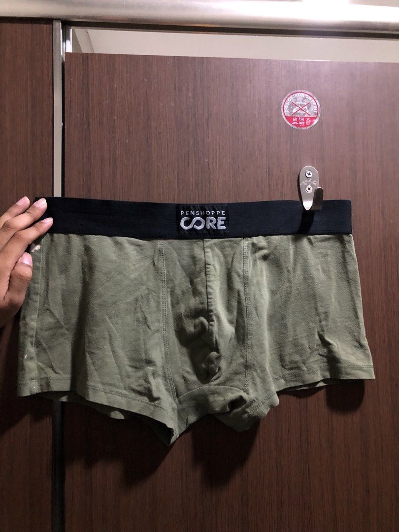 Penshoppe CORE Boxer Brief Green (Category: Underwear) located in San Juan, La Union. Submitted by declutteringog7 (Listing ID 1468571177, Image 2). Description: 🩲 Penshoppe CORE Boxer Brief ₱150 Brand: Penshoppe CORE Style: Men’s Boxer Brief / Trunk Size: XL (Extra Large) Color: Olive Green + Black branded waistband Material: Soft cotton — breathable & comfortable Origin: Made in the Philippines 🇵🇭 Condition: ✅ Brand New, Unused — has defects