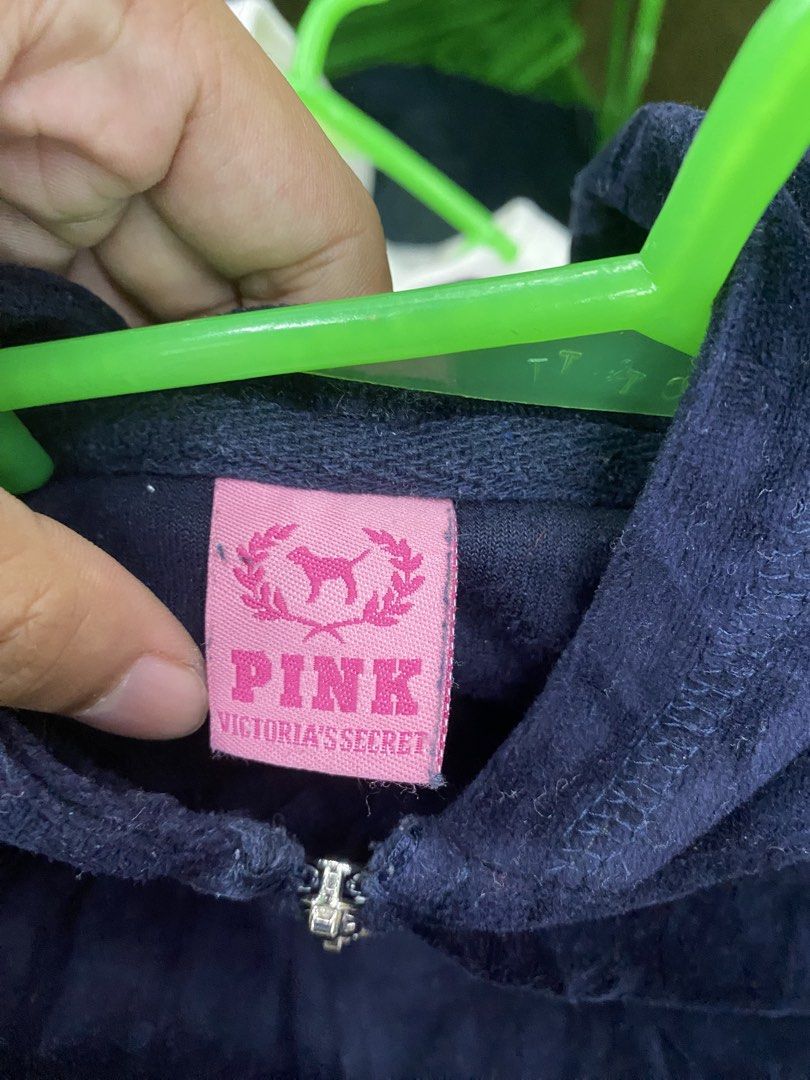 Pink (Category: Others Tops) located in Manila. Submitted by hell_market (Listing ID 1468527331, Image 3). Description: .