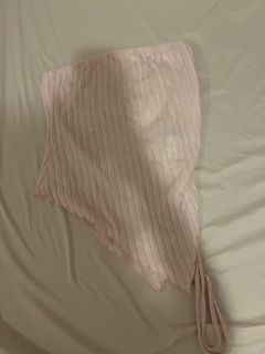 (Category: ) located in . Submitted by vees.shop (Listing ID 1468683622, Image 1). Description: .