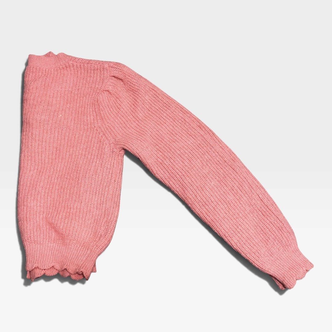 Pink Ribbed Knit Sweater (Category: Coats, Jackets and Outerwear) located in Manila. Submitted by amara.archives (Listing ID 1468641701, Image 2). Description: 🛍️ ITEM DETAILS Condition: Lightly Used Size: Small - Medium 📋 SELLER INFORMATION Reason For Selling : Decluttering / No longer used Location: Project 6, Quezon City MOP: GCash / Bank Transfer 📌 ORDER POLICY • Actual photos of the item are posted. • Payment first before booking or shipm