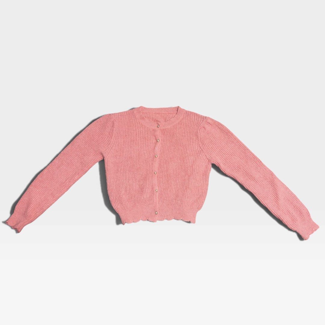 Pink Ribbed Knit Sweater (Category: Coats, Jackets and Outerwear) located in Manila. Submitted by amara.archives (Listing ID 1468641701, Image 1). Description: 🛍️ ITEM DETAILS Condition: Lightly Used Size: Small - Medium 📋 SELLER INFORMATION Reason For Selling : Decluttering / No longer used Location: Project 6, Quezon City MOP: GCash / Bank Transfer 📌 ORDER POLICY • Actual photos of the item are posted. • Payment first before booking or shipm