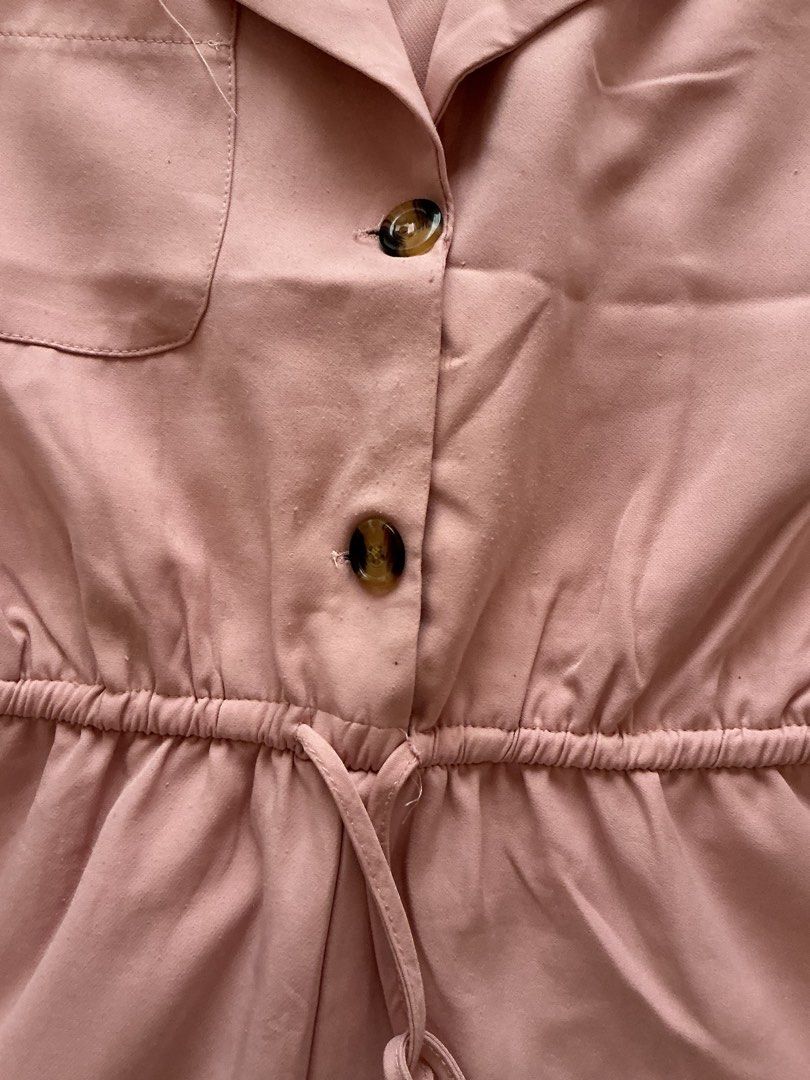Pink romper (Category: Rompers) located in Ozamiz City. Submitted by el.dmn (Listing ID 1468577158, Image 2). Description: Size medium. can be delivered via lbc/j&t or pickup in ozamiz area.