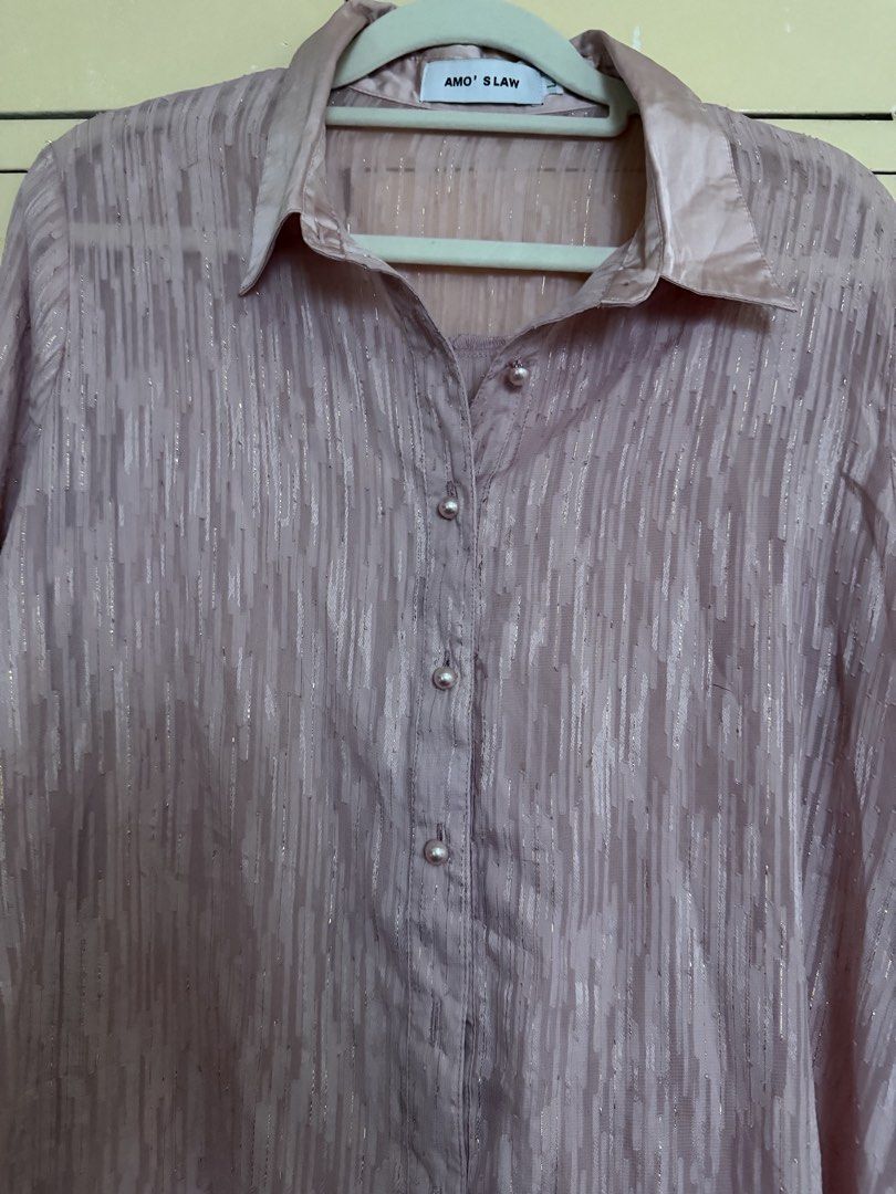 Pink vintage button down longsleeves (Category: Longsleeves) located in Quezon City. Submitted by sufjanxcx (Listing ID 1468686810, Image 2). Description: Super cute in person Has pearl like buttons Size S-L.