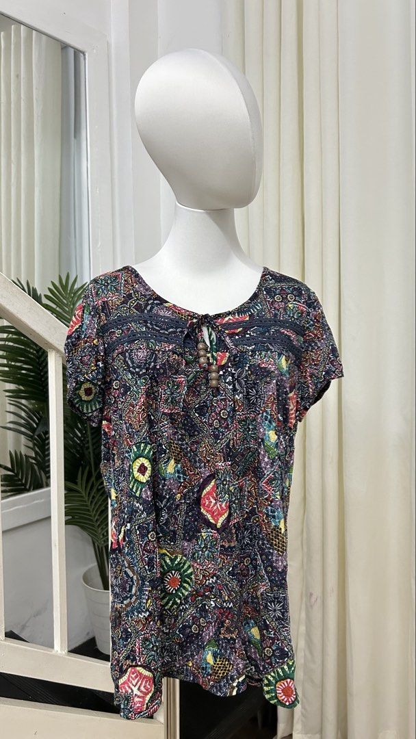 Plus Size AVEC BRIO Bohemian Printed Blouse | XL (Category: Blouses) located in San Jose del Monte. Submitted by vanessabarredo (Listing ID 1468705950, Image 3). Description: Condition: EXCELLENT * Multicolored bohemian / ethnic-inspired print * Slightly stretchable poly-cotton fabric * Relaxed, flowy silhouette * Round neckline with tie-front wooden bead accents * Decorative lace trim detailing * Short flutter sleeves * Lightweight and comfortab