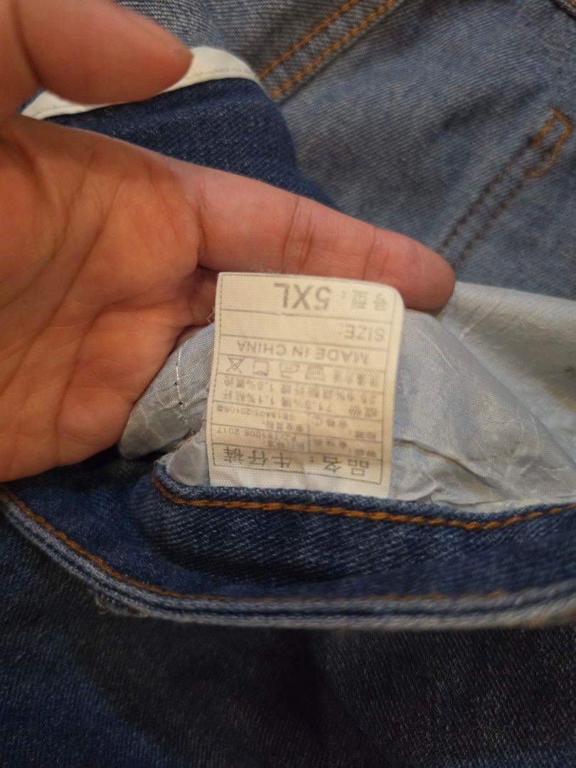 Plus size denim shorts bundle light blue and dark blue (Category: Shorts) located in Valenzuela. Submitted by cessa009 (Listing ID 1468644371, Image 3). Description: - Set of 2 pairs of denim shorts (Light Blue & Dark Blue) - Sizes: Light Blue is 4XL, Dark Blue is 5XL - Features comfy stretch fabric for all-day wear - Classic details: Front button closure, functional pockets, and trendy rolled cuffs - Great basic pieces for casual everyday outfit