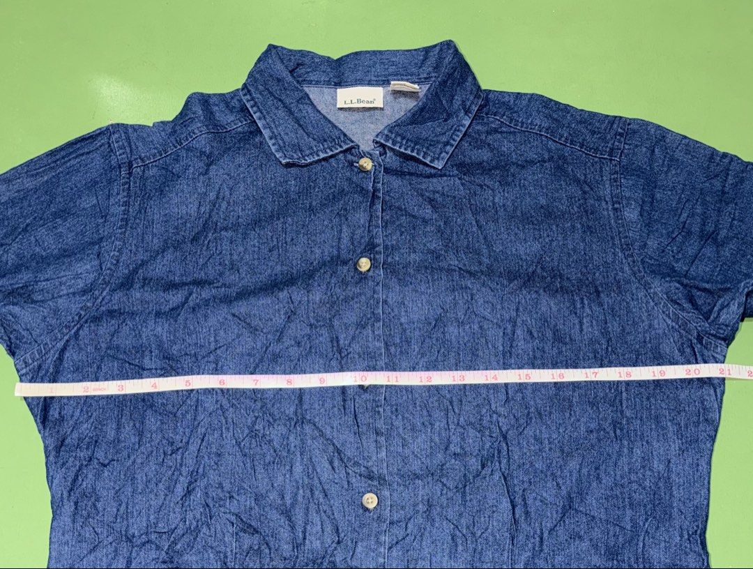 Polo (Category: Others Tops) located in Pasig City. Submitted by reyeslarry11740 (Listing ID 1468557702, Image 3). Description: For Sale LL Bean Denim Polo Pambabae Size Medium 21w x 25.2L Good as new No issue 700 plus ship only Payment 1st Pasig city.