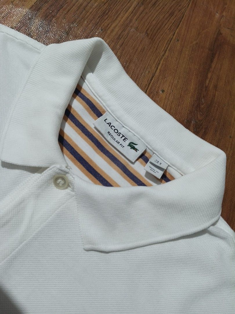 Poloshirt (Category: Activewear) located in Valencia. Submitted by castilloukay_372f09 (Listing ID 1468701859, Image 3). Description: .