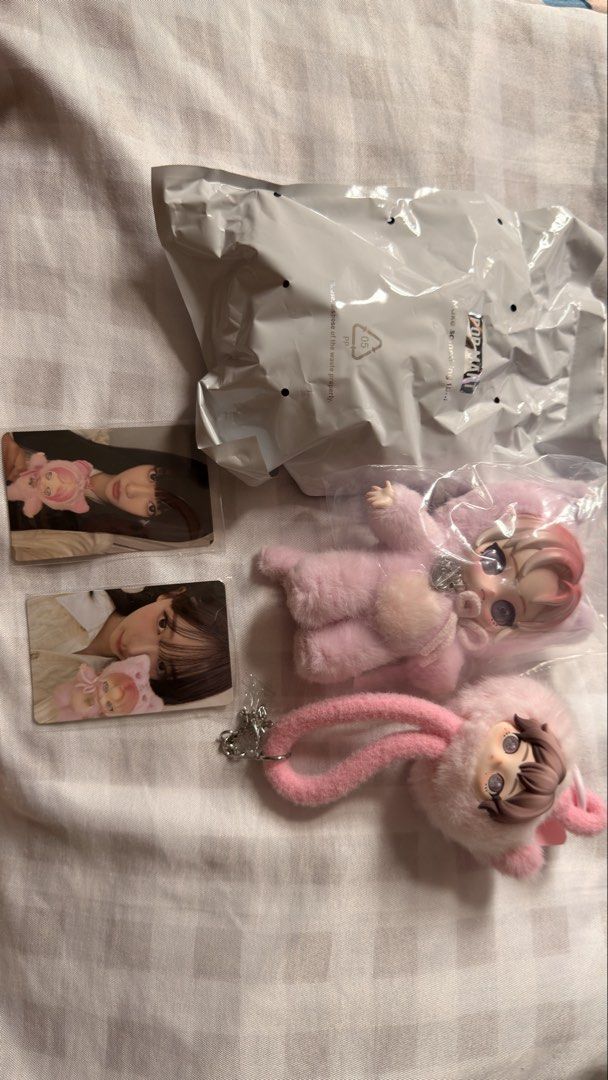 Popmart aespa secret (Category: K-Wave Merchandise) located in Manila. Submitted by hmbarsaga (Listing ID 1468673269, Image 1). Description: Karina secret 8k Ningning secret 5k Winter secret 3k .