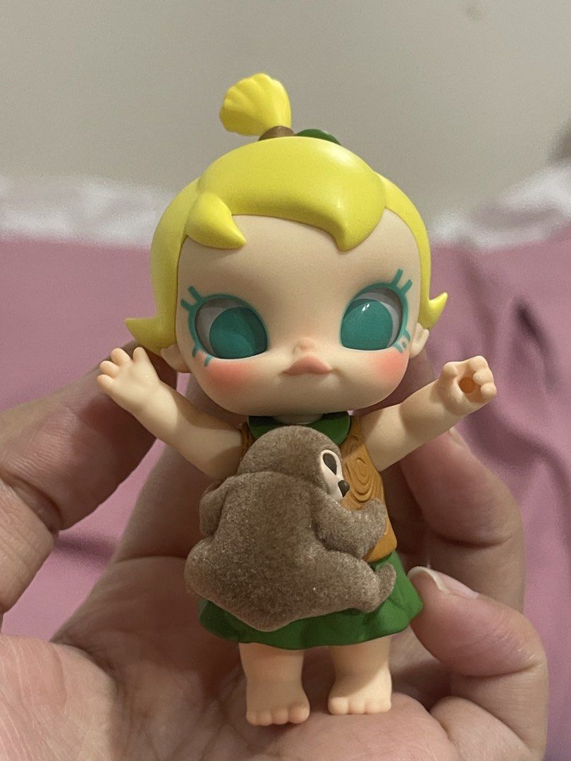 Popmart Molly figure (Category: Kids Toys) located in Cabiao. Submitted by imeon13 (Listing ID 1468706102, Image 1). Description: no card no box as is.