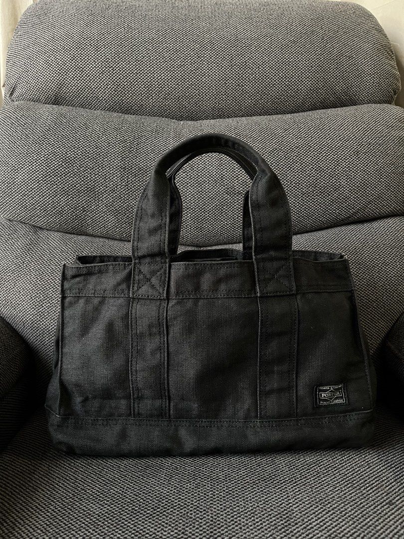 Porter Canvas Tote Bag Medium (Category: Tote Bags) located in Baguio. Submitted by whatthestore (Listing ID 1468601464, Image 1). Description: .