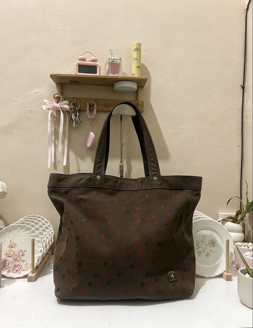 Porter International Tote Bag (Category: Tote Bags) located in Manila. Submitted by thriftniyuno (Listing ID 1468627787, Image 1). Description: Excellent Condition.