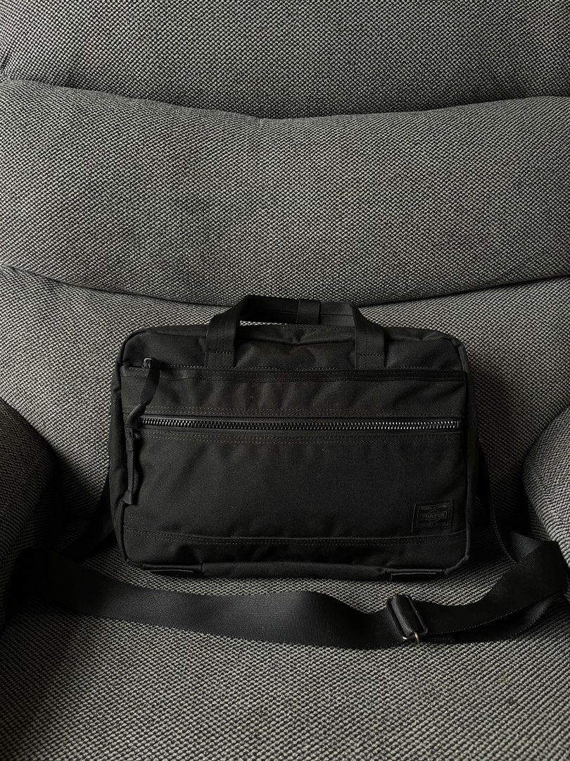 Porter Sling Mini Briefcase Type (Category: Sling Bags) located in Baguio. Submitted by whatthestore (Listing ID 1468602752, Image 1). Description: .