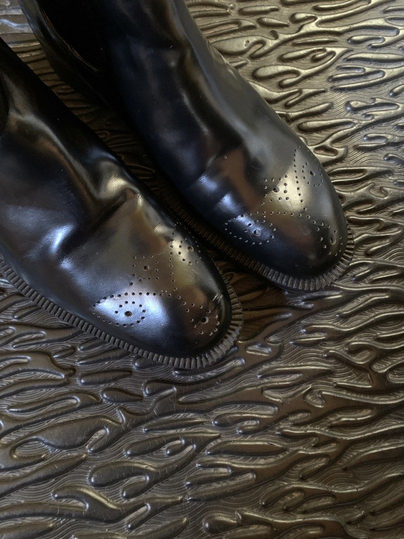 prada boots with pattern (Category: Boots) located in Manila. Submitted by _blessmeo (Listing ID 1468563261, Image 2). Description: 35 - 36 eu 9.5 condition no drags with pattern in toe part has a minor crease & scratch no major flaws! .