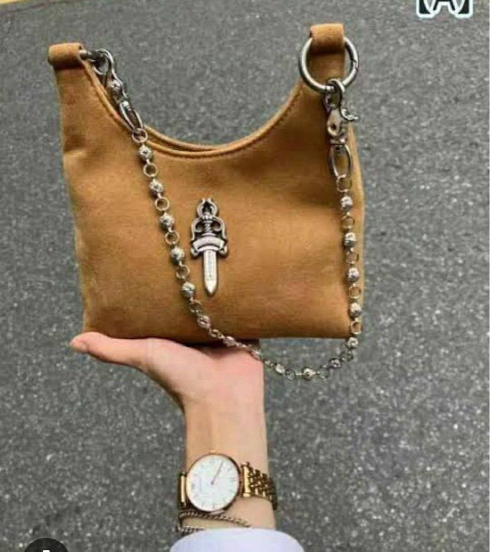 Preloved Chrome Heart Bag (Category: Shoulder Bags) located in Iloilo. Submitted by preciousgems_collection (Listing ID 1468514256, Image 2). Description: Preloved .