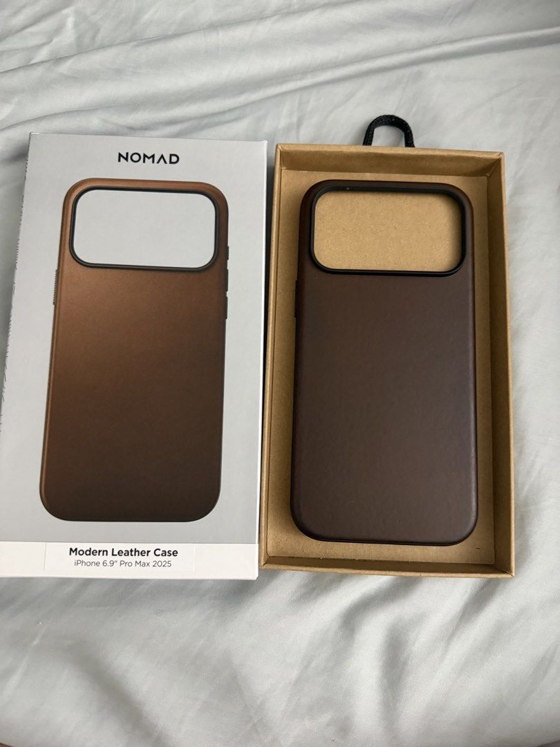 Pre-loved Nomad case for iPhone 17 Pro Max (Brown) (Category: Cases & Sleeves) located in San Pedro. Submitted by youronlineukay (Listing ID 1468652840, Image 3). Description: Pre-loved Nomad case for iPhone 17 Pro Max Color: Brown Mag safe Bought for Php3,300+.