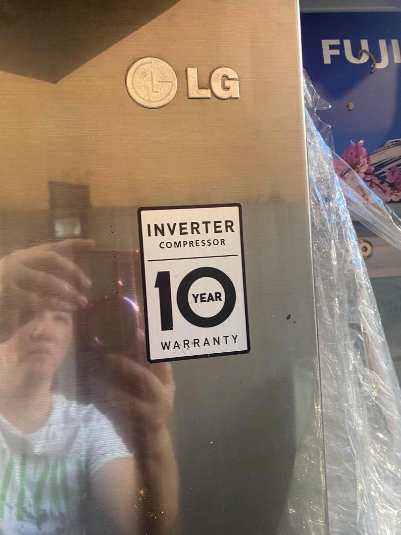 Preloved Ref and Freezer LG inverter (Category: Refrigerators and Freezers) located in Antipolo. Submitted by PickClickShip (Listing ID 1468578887, Image 2). Description: LG inverter Refrigerator @P18500 - inverter - 2 door Ref - good working unit - fast cooling unit - missing 1 ref shelf, detached Chiller door(broken) - freezer interior door with a little warp due to storage outdoor and shipment - previously used in a coffee shop - bought it aro