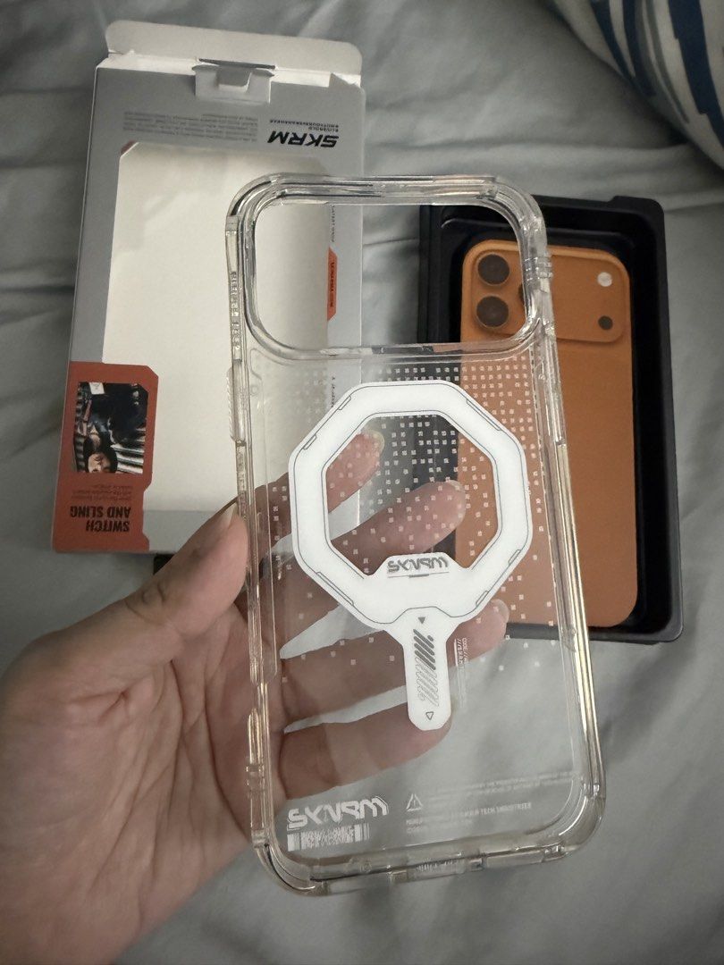 Pre-loved Skinarma case for iPhone 17 Pro Max (Category: Cases & Sleeves) located in San Pedro. Submitted by youronlineukay (Listing ID 1468653869, Image 3). Description: Pre-loved Skinarma case for iPhone 17 Pro Max Mag safe.