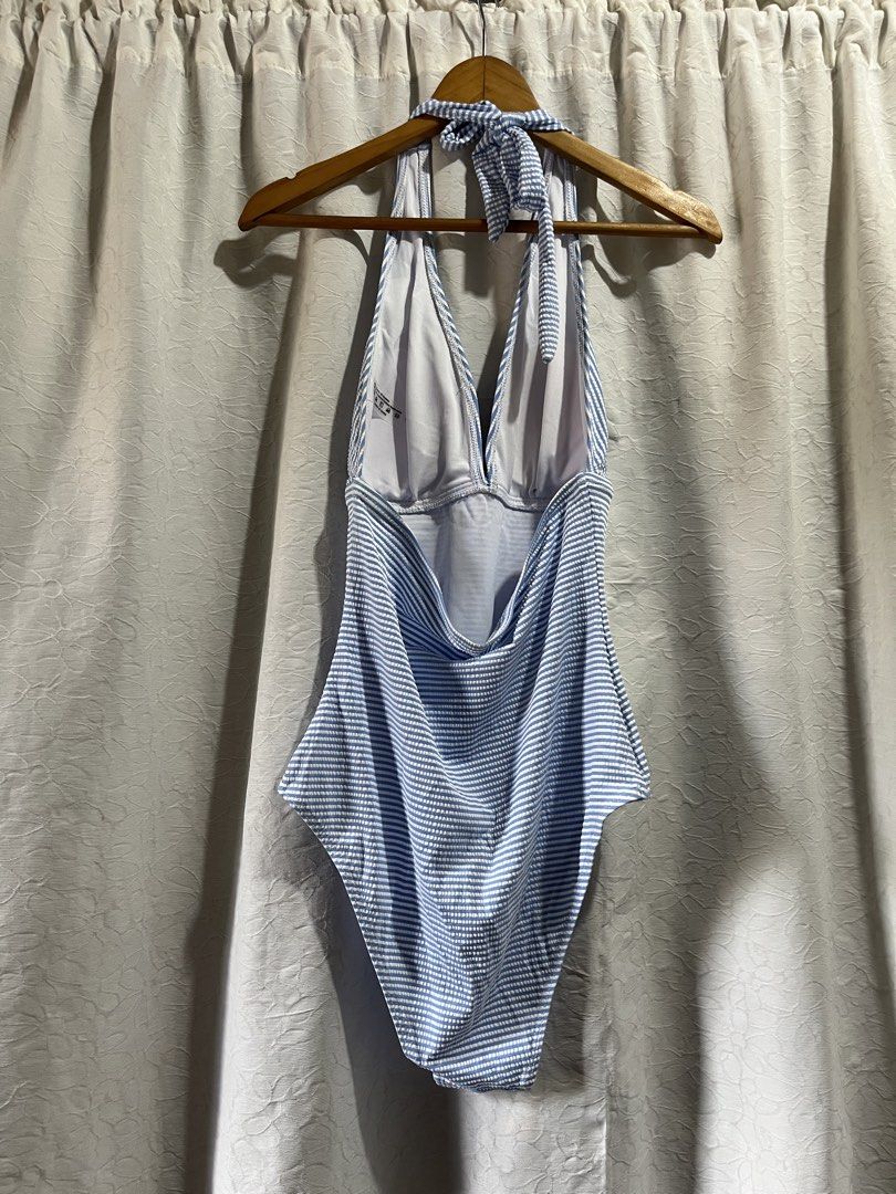 Preloved Swimsuits (Category: Bikinis & Swimsuits) located in Manila. Submitted by gwengaite (Listing ID 1468530897, Image 2). Description: Fits M Stripes One Piece- 300 Boho One Piece- 400 Floral Swimsuit Bra- 200.