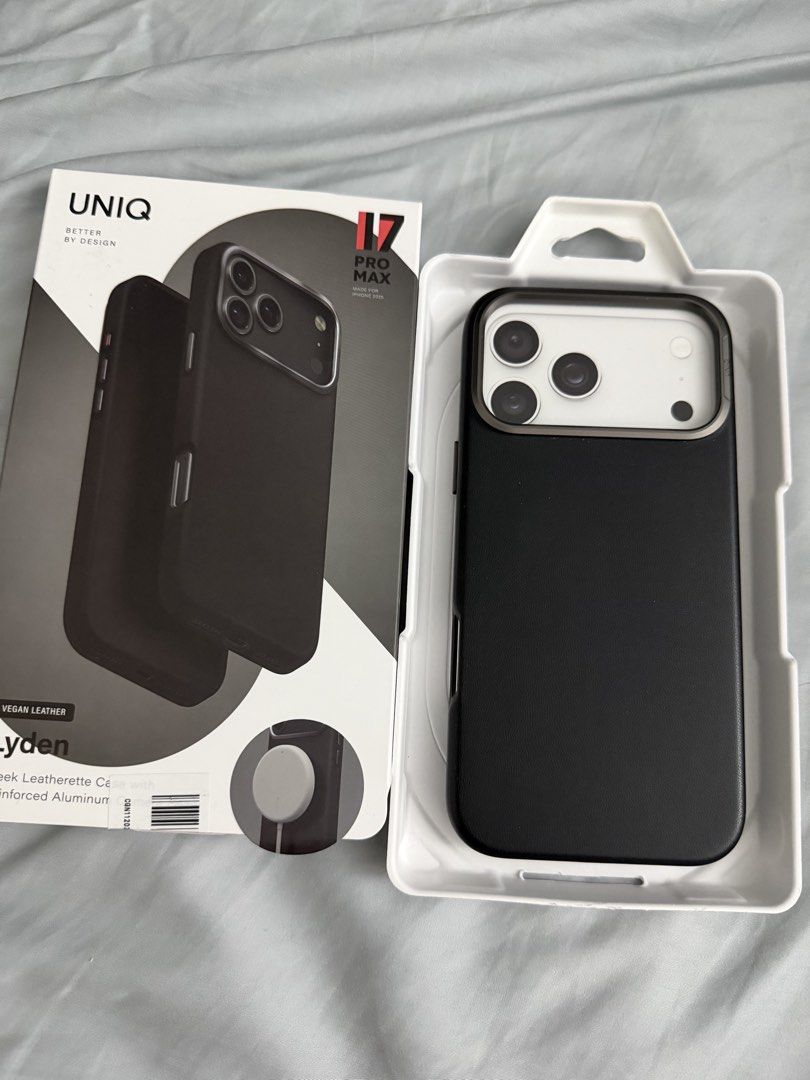 Pre-loved Uniq Lyden Case for iPhone 17 Pro Max (black) (Category: Cases & Sleeves) located in San Pedro. Submitted by youronlineukay (Listing ID 1468651249, Image 3). Description: Pre-loved Uniq Lyden case for iPhone 17 Pro Max Mag safe Bought for Php2,290.
