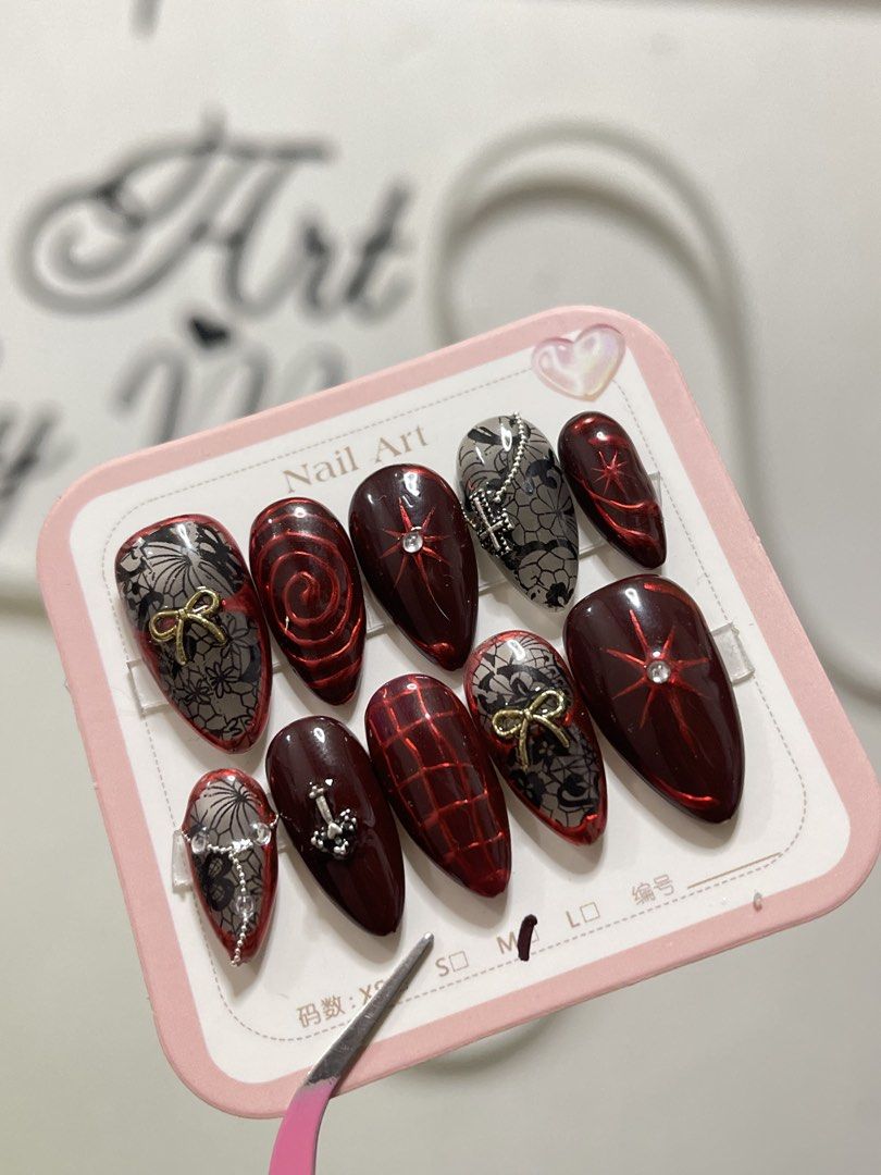 Press On Nails (Category: Hands & Nails) located in Manila. Submitted by purebear_480278 (Listing ID 1468663237, Image 1). Description: 💅Inclusions ~Nail Glue pad ~Nail Glue ~Nail file ~Pusher ~Alcohol Pad ✨Looking for beautiful, handmade press-on nails? I’ve got you covered! 💅 Made-to-Order & Customized Press-On Nails 💖 Starting at only ₱200 📦 Bulk orders are welcome 📍 Available in Taguig & Tondo Every set is carefully crafted to match your