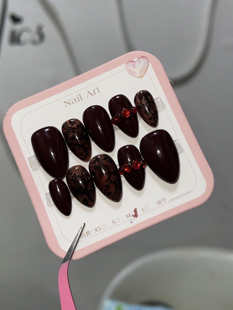 Press On Nails (Category: Hands & Nails) located in Manila. Submitted by purebear_480278 (Listing ID 1468663424, Image 1). Description: 💅Inclusions ~Nail Glue pad ~Nail Glue ~Nail file ~Pusher ~Alcohol Pad ✨Looking for beautiful, handmade press-on nails? I’ve got you covered! 💅 Made-to-Order & Customized Press-On Nails 💖 Starting at only ₱200 📦 Bulk orders are welcome 📍 Available in Taguig & Tondo Every set is carefully crafted to match your