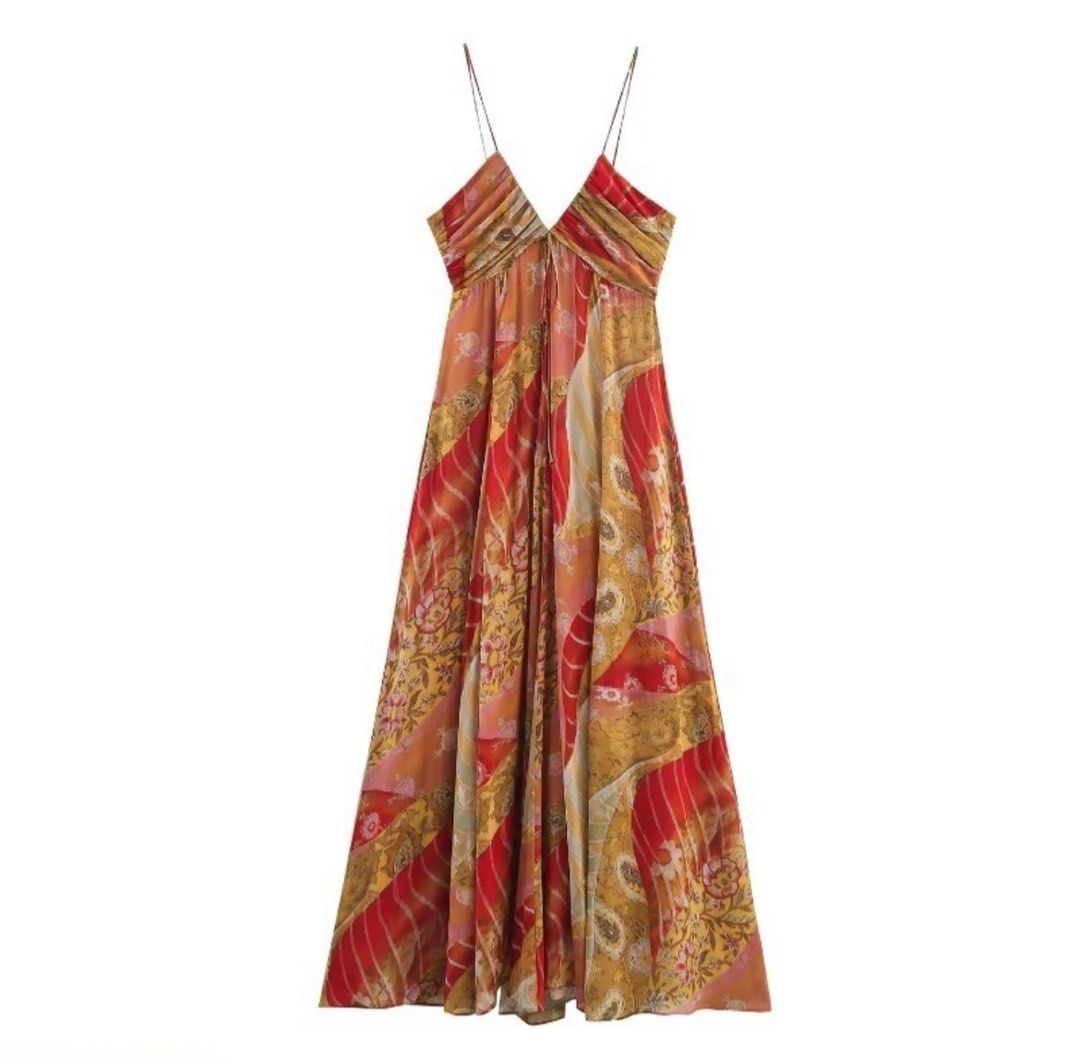Printed Halter Maxi Dress (Category: Dresses) located in Manila. Submitted by gwengaite (Listing ID 1468532091, Image 1). Description: Used only once Bust -34” Waist- 28-29”.