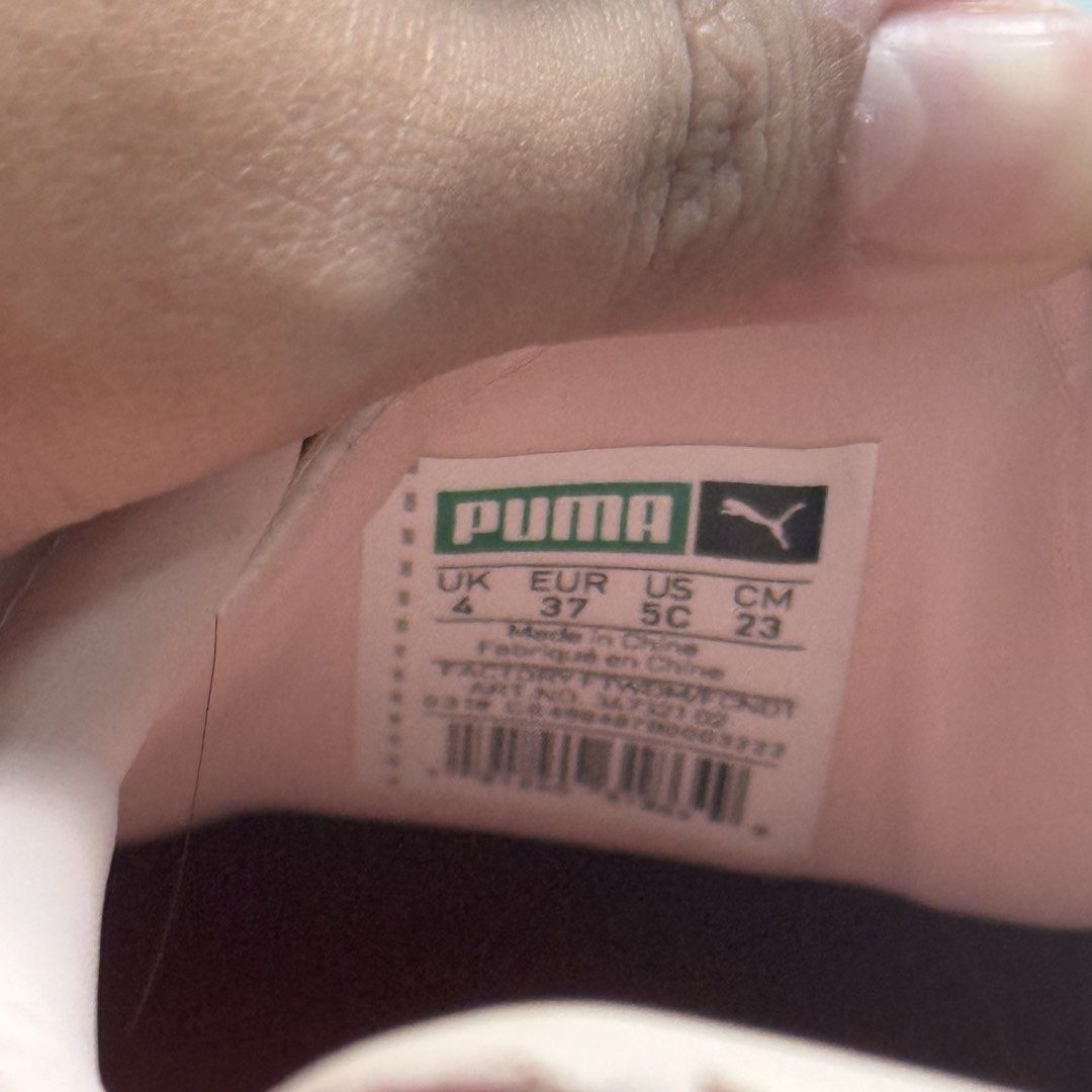 PUMA BASKET PINK SNEAKER SHOES (Category: Sneakers) located in Dagupan City. Submitted by d3clvtt3r.w1th.m3 (Listing ID 1468533652, Image 3). Description: SO CUTEEE!! BARELY USED!! DM FIR MORE DEETS.